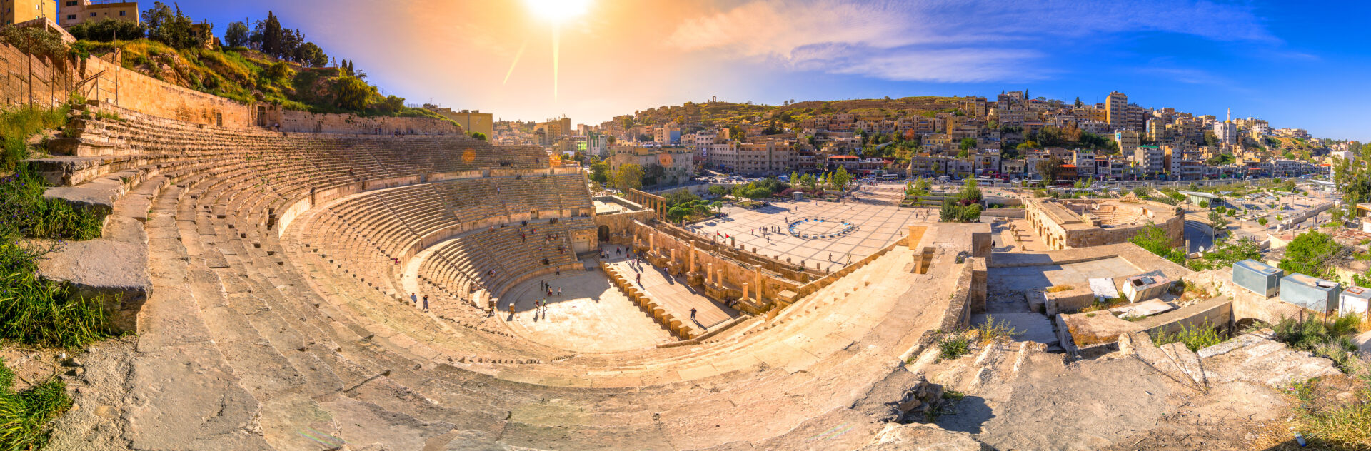 JO_Jerash_Roman Theater and view of city of Amman_RF_ss1386919070